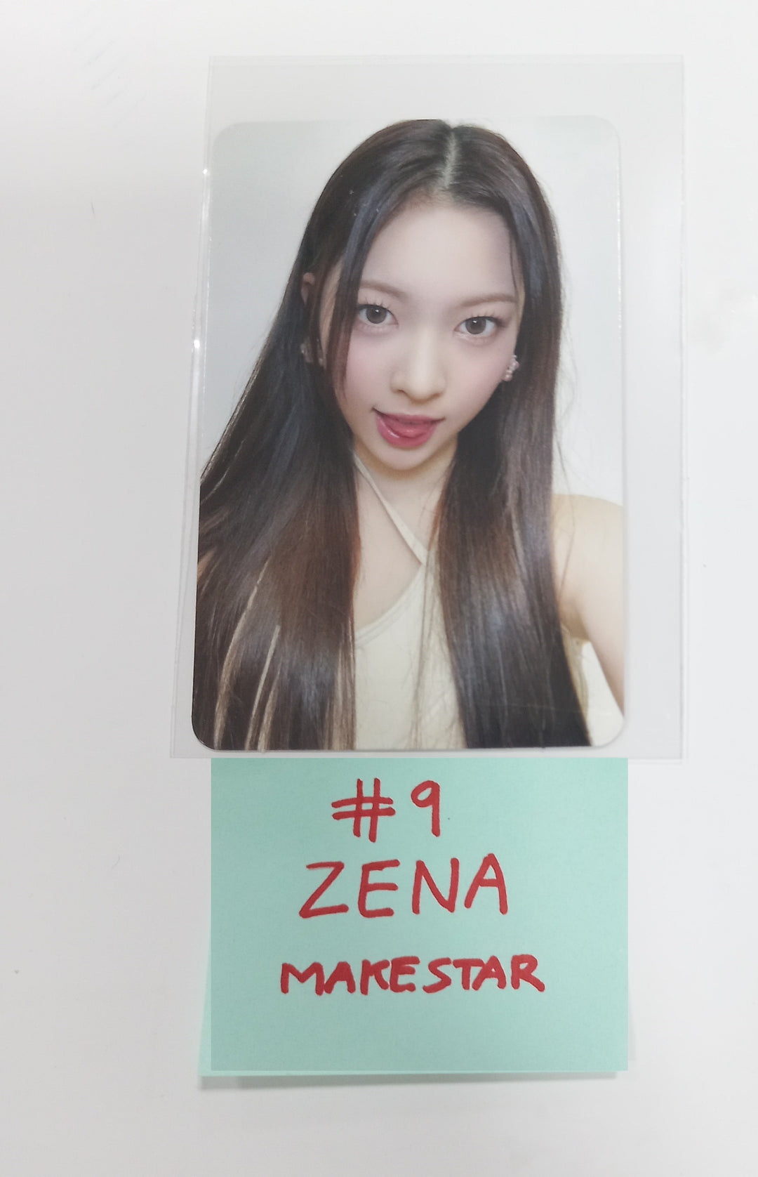 RESCENE "Re:Scene" - Makestar Fansign Event Photocard Round 2 [24.5.28] - HALLYUSUPERSTORE