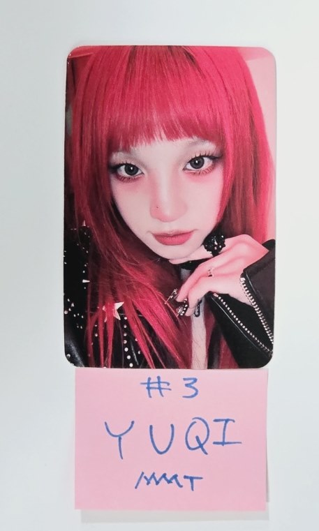 YUQI "YUQ1" - MMT Fansign Event Photocard [24.5.29] - HALLYUSUPERSTORE