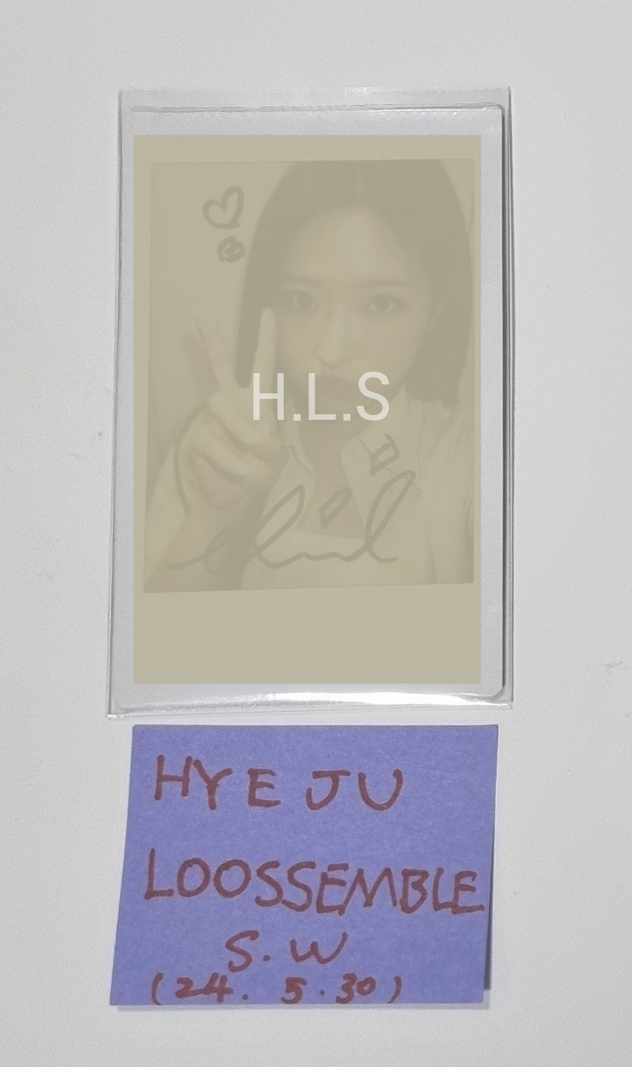 HYEJU (Of Loossemble) "One of a Kind" - Hand Autographed(Signed) Polaroid  [24.5.30] - HALLYUSUPERSTORE