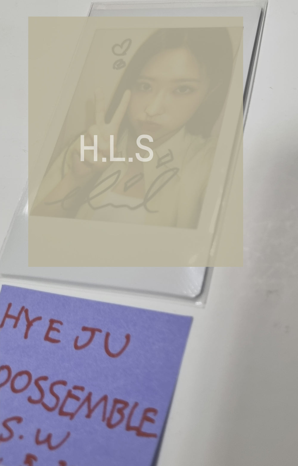 HYEJU (Of Loossemble) "One of a Kind" - Hand Autographed(Signed) Polaroid  [24.5.30] - HALLYUSUPERSTORE