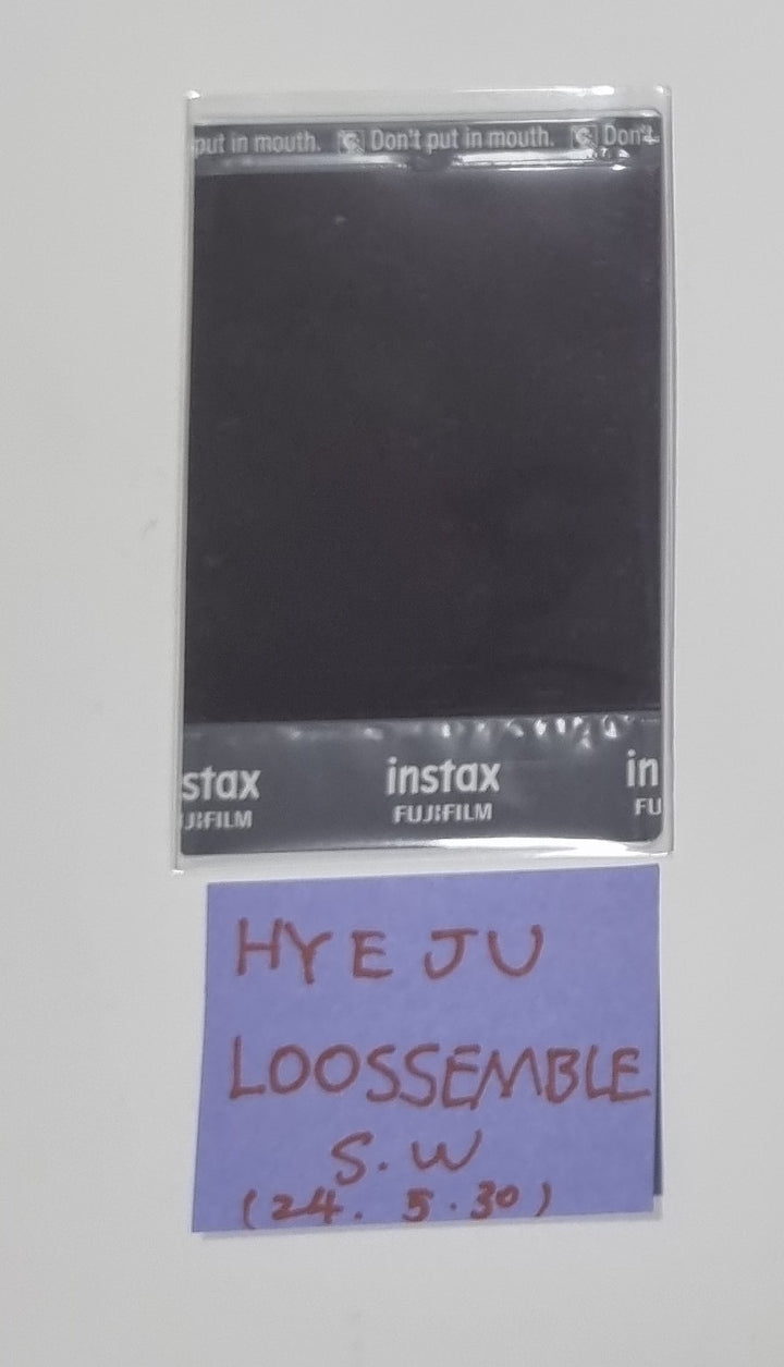 HYEJU (Of Loossemble) "One of a Kind" - Hand Autographed(Signed) Polaroid  [24.5.30] - HALLYUSUPERSTORE