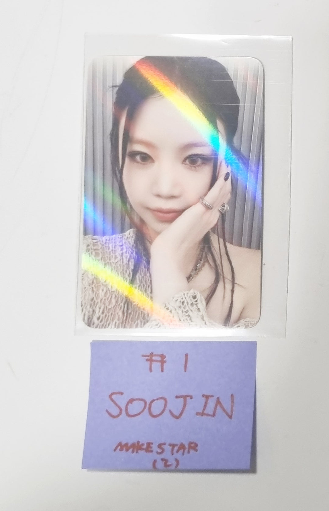 Soojin "RIZZ" - Makestar Pre-Order Benefit Hologram Photocard, 2 Cut Photo [Poca Album Ver.] [24.5.30] - HALLYUSUPERSTORE