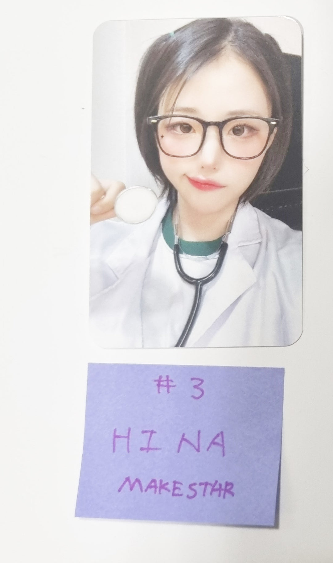 QWER "MANITO" - Makestar Fansign Event Winner Photocard [24.5.30] - HALLYUSUPERSTORE