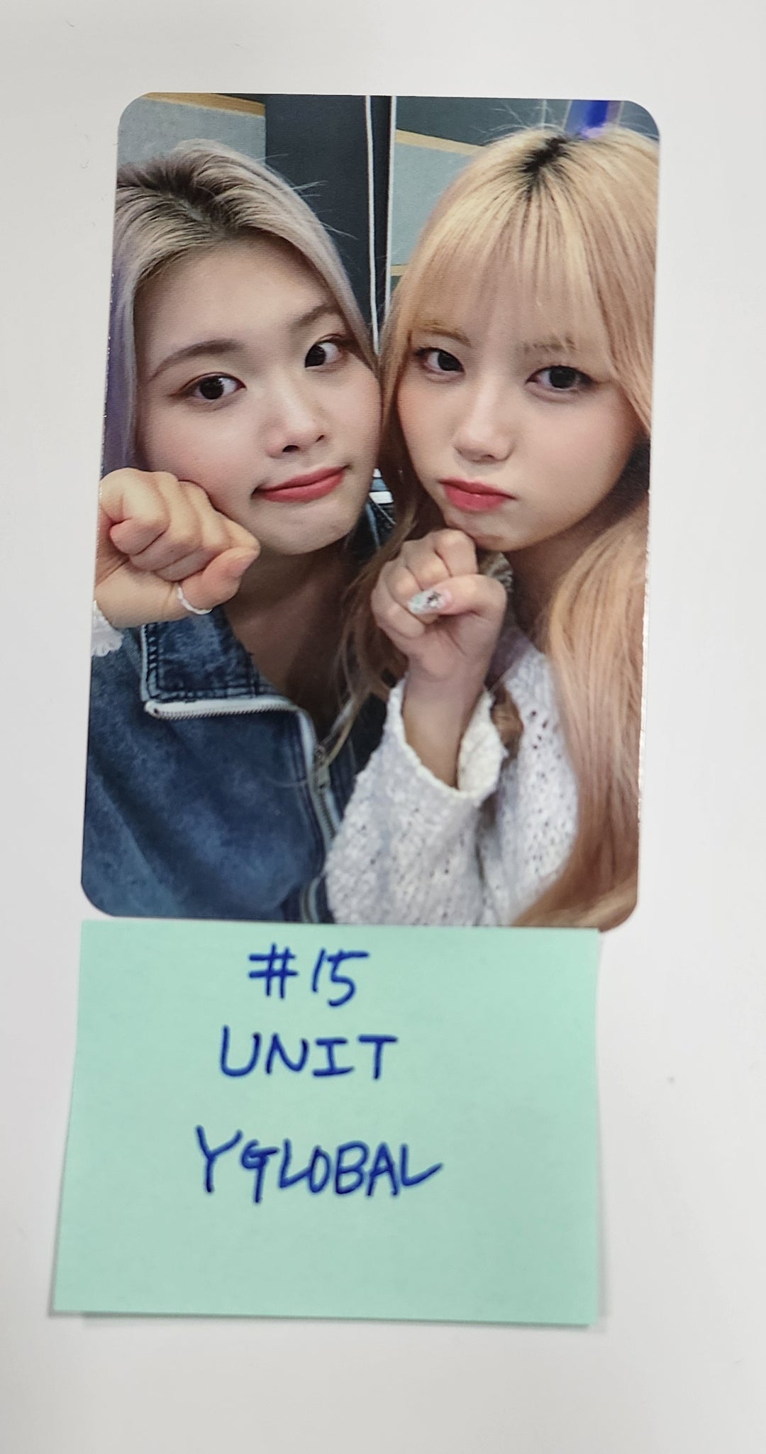 PURPLE KISS "BXX" - YGlobal Music Fansign Event Photocard [24.5.31] - HALLYUSUPERSTORE