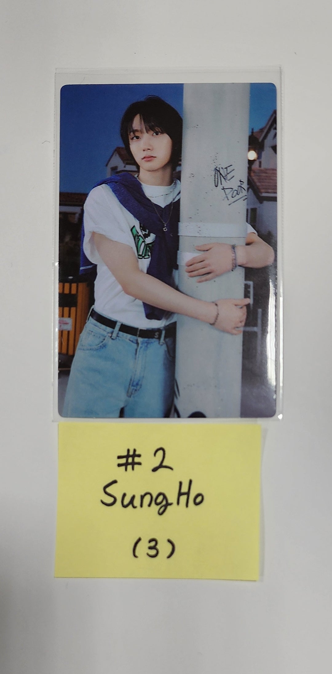 Boynextdoor - [2024 FANMEETING "ONE DOOR FUL DAY"] Trading Random Photocard (1) [24.06.03] - HALLYUSUPERSTORE