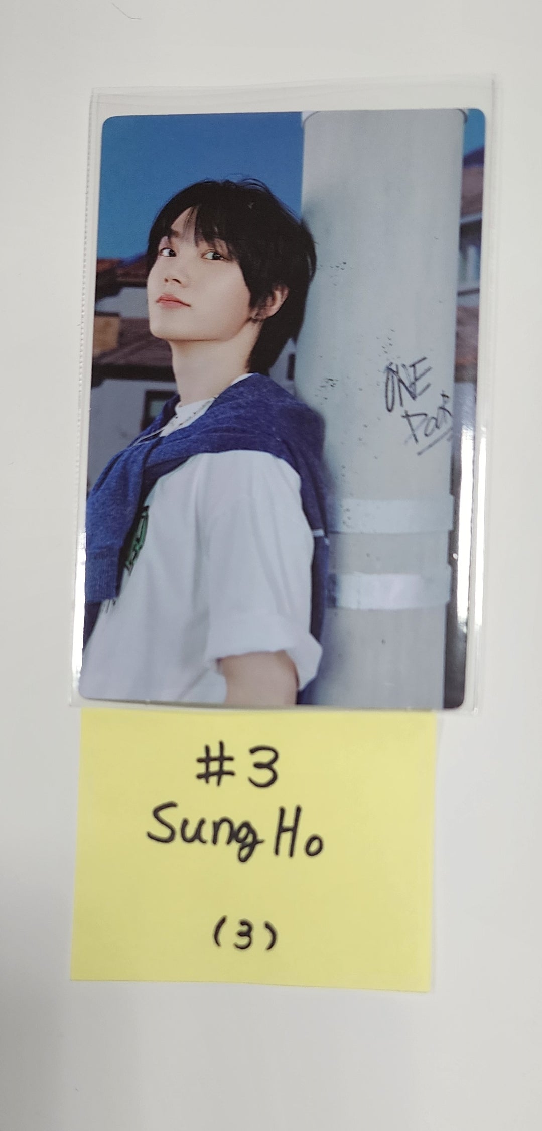 Boynextdoor - [2024 FANMEETING "ONE DOOR FUL DAY"] Trading Random Photocard (1) [24.06.03] - HALLYUSUPERSTORE