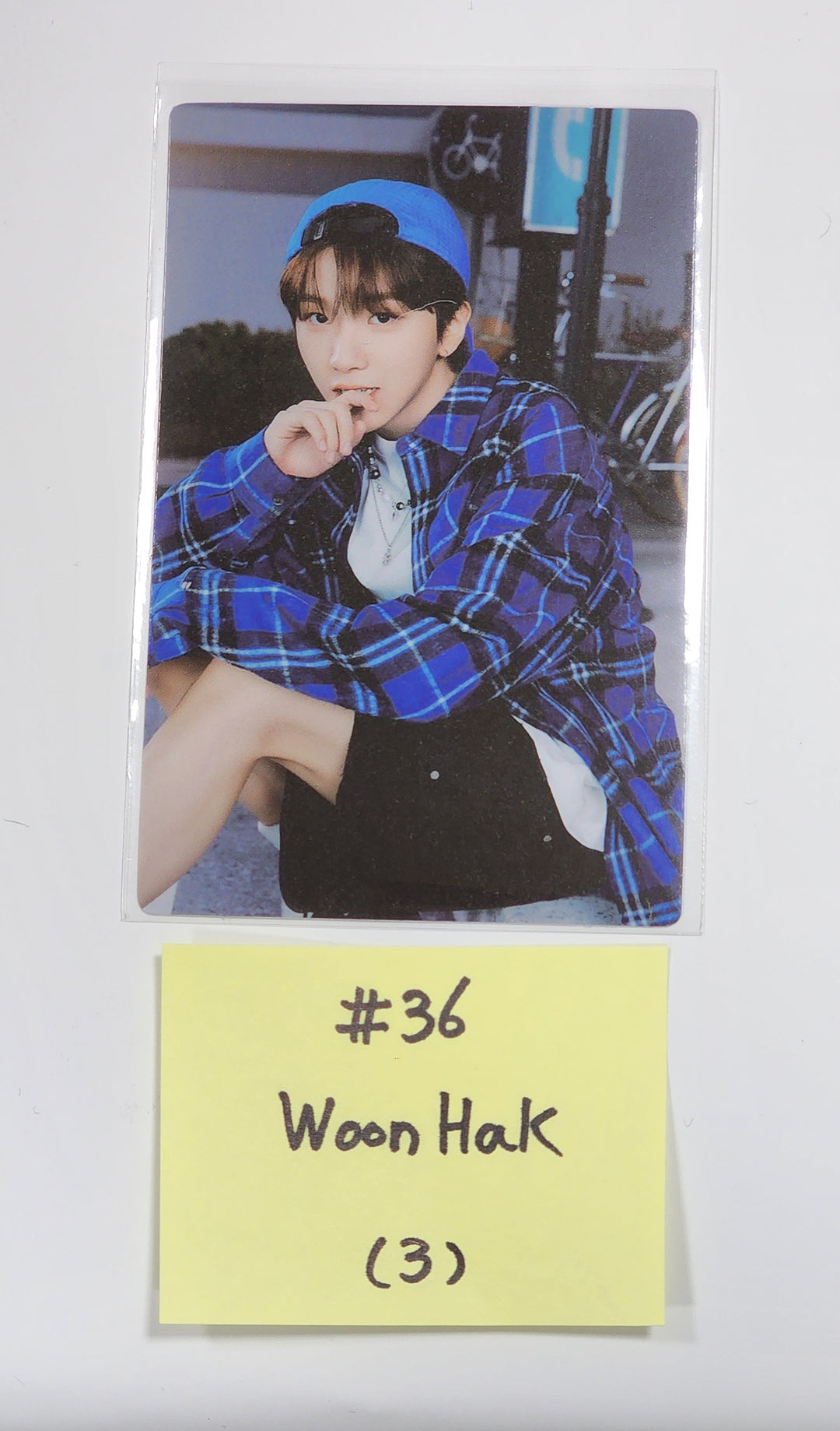 Boynextdoor - [2024 FANMEETING "ONE DOOR FUL DAY"] Trading Random Photocard (2) [24.06.03] - HALLYUSUPERSTORE