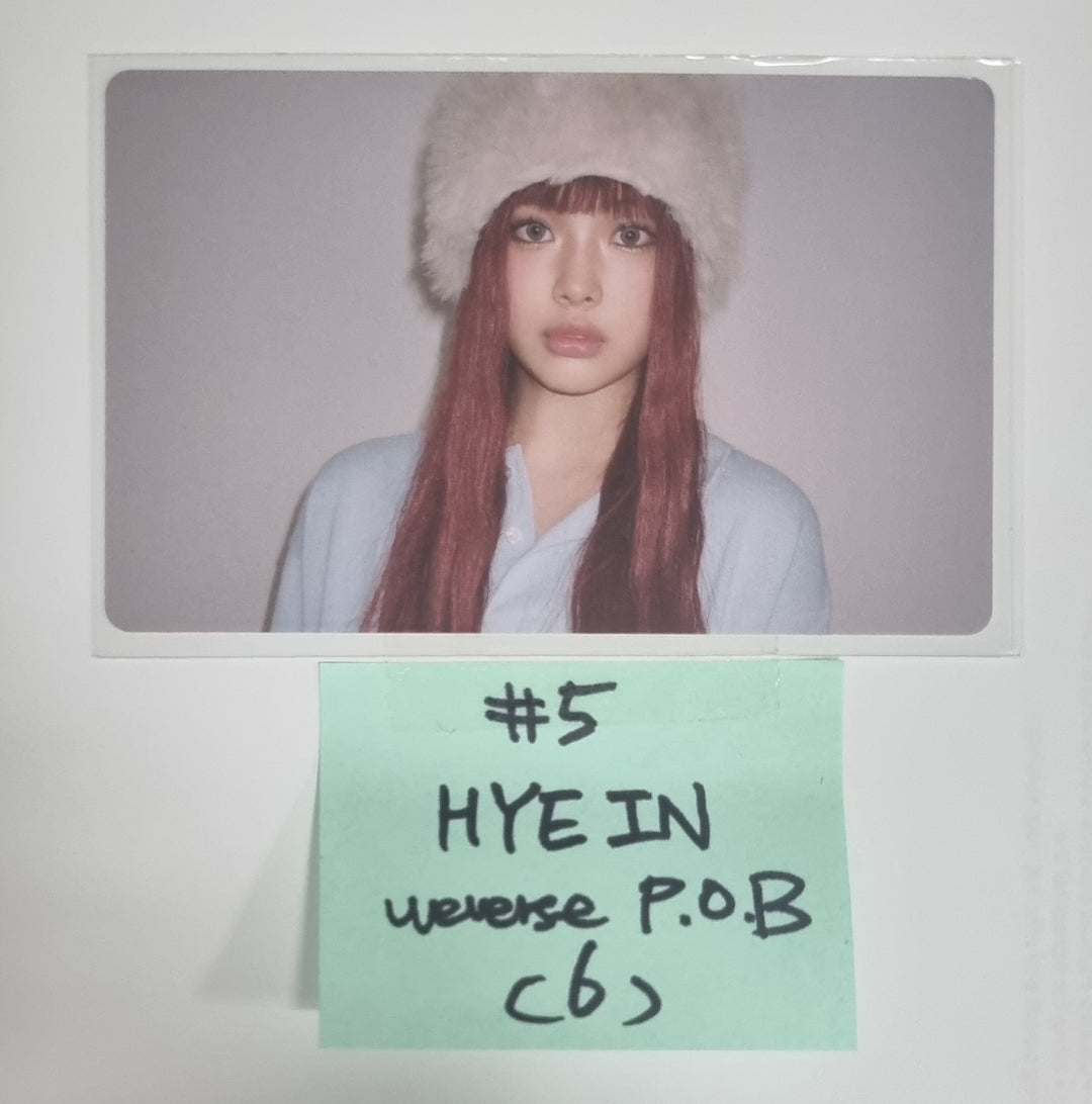 New Jeans "How Sweet" - Weverse Pre-Order Benefit Photocard, Photo Stand Set [24.5.31] - HALLYUSUPERSTORE