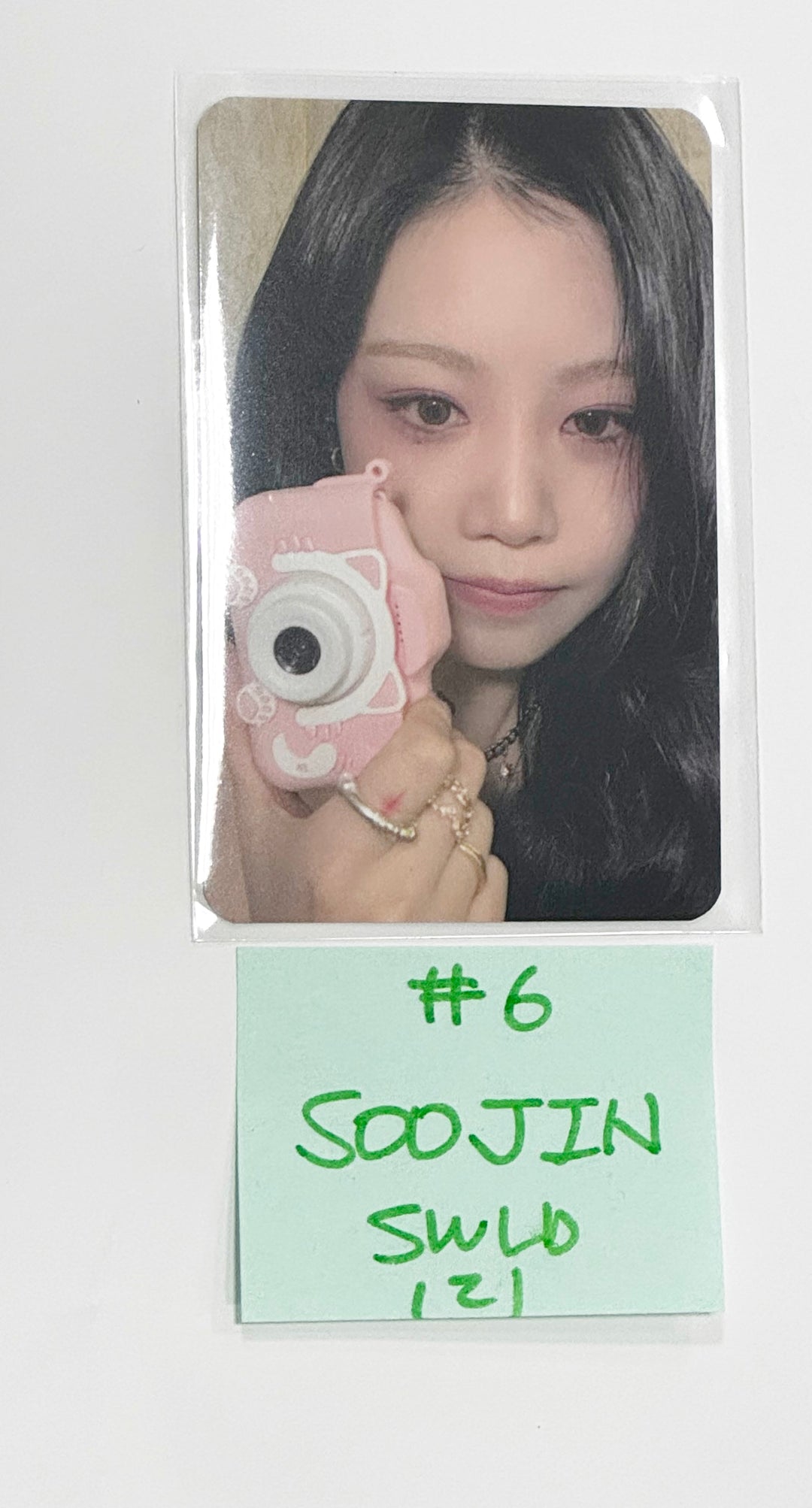 Soojin "RIZZ" - Soundwave Lucky Draw Event photocard [24.6.5] - HALLYUSUPERSTORE