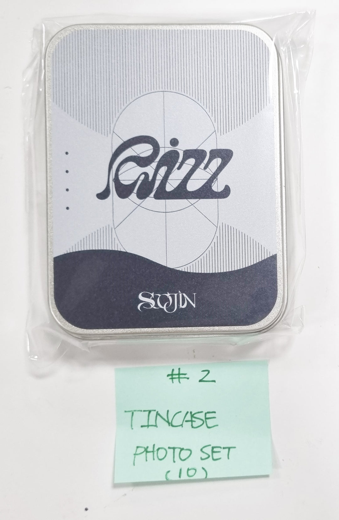 Soojin "RIZZ" - Official MD [PostcardSet ,Tincase Photo Set, Keyring, Bracelet, Scrunchie Set] [24.6.5] - HALLYUSUPERSTORE
