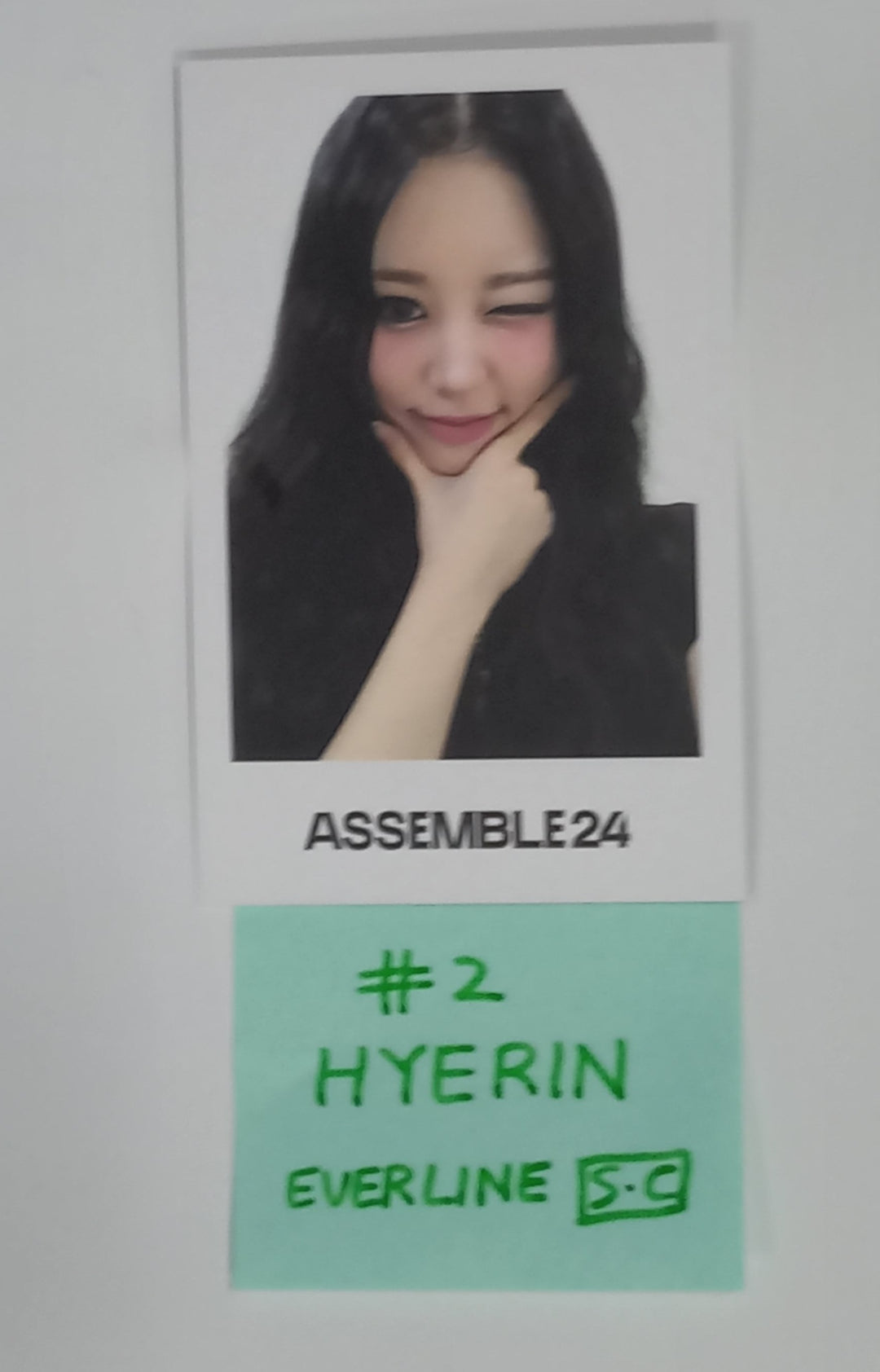tripleS "ASSEMBLE24" - Everline Showcase Pre-Order Benefit Photocard [24.6.5] - HALLYUSUPERSTORE