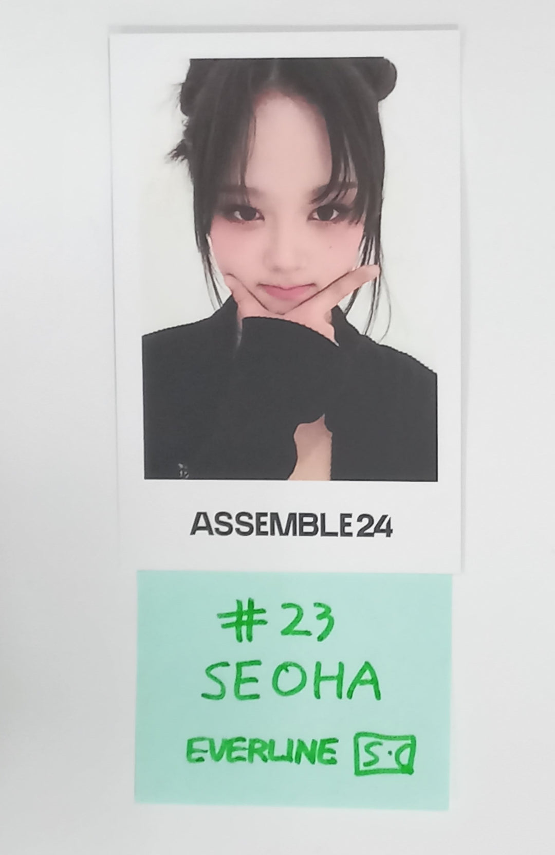tripleS "ASSEMBLE24" - Everline Showcase Pre-Order Benefit Photocard [24.6.5] - HALLYUSUPERSTORE