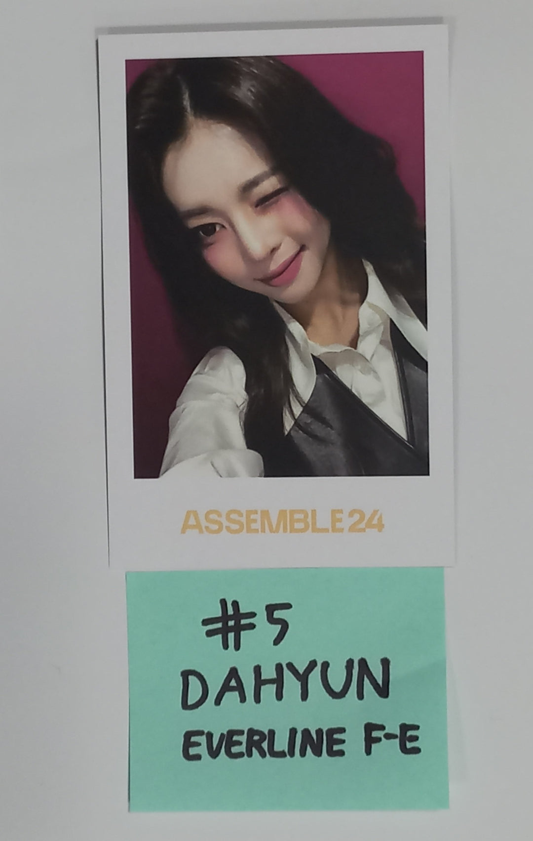 tripleS "ASSEMBLE24" - Everline Fansign Event Photocard [24.6.5] - HALLYUSUPERSTORE