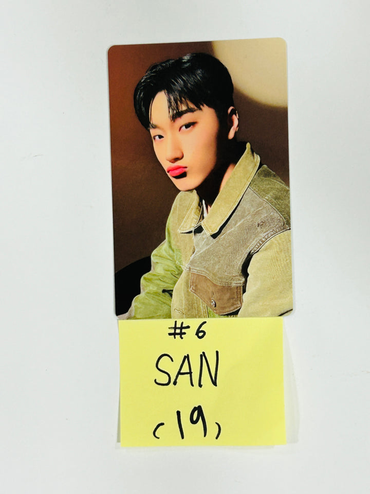 Ateez "GOLDEN HOUR : Part.1" - Official Photocard [24.6.5] - HALLYUSUPERSTORE