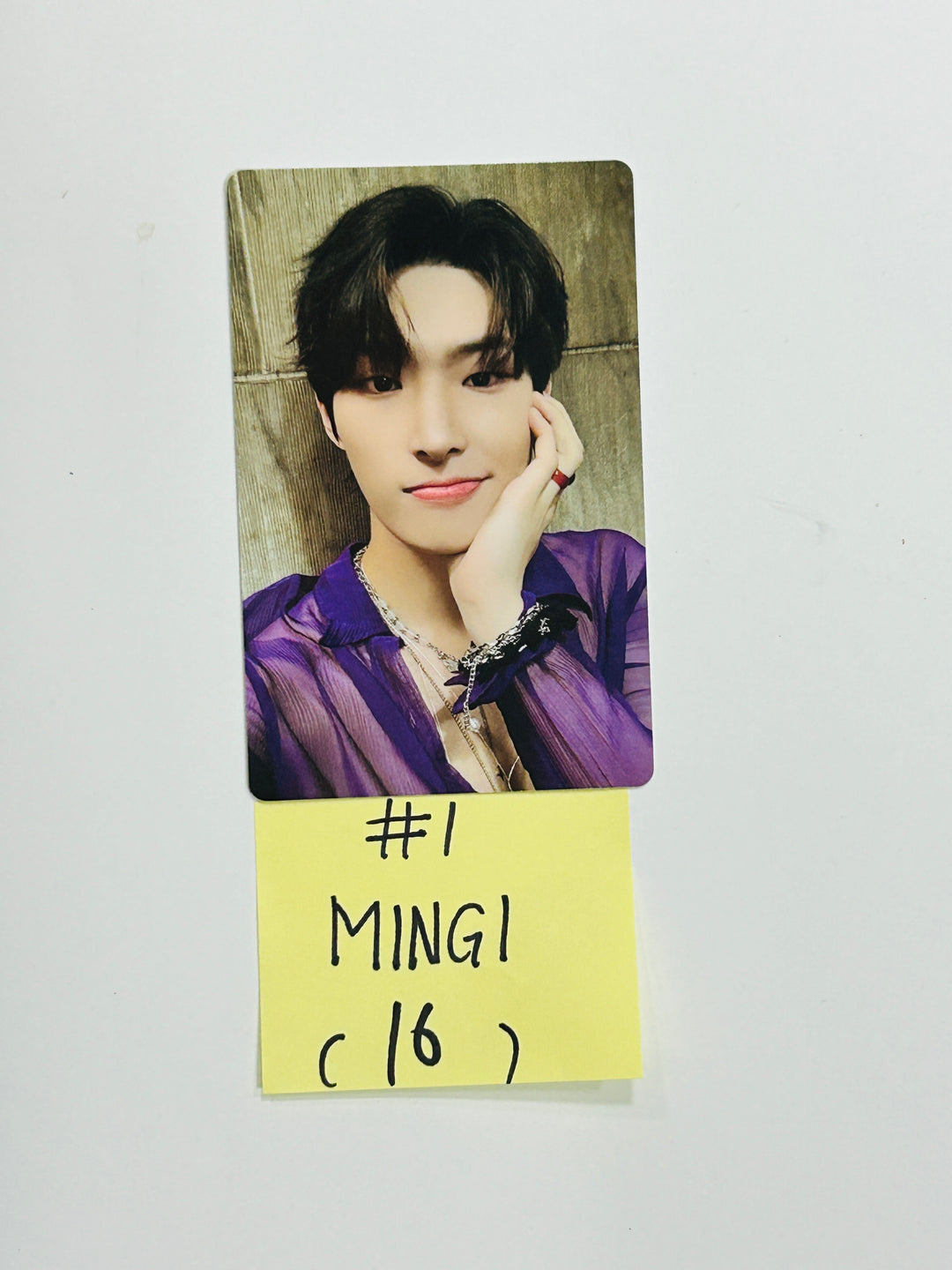 Ateez "GOLDEN HOUR : Part.1" - Official Photocard [24.6.5] - HALLYUSUPERSTORE