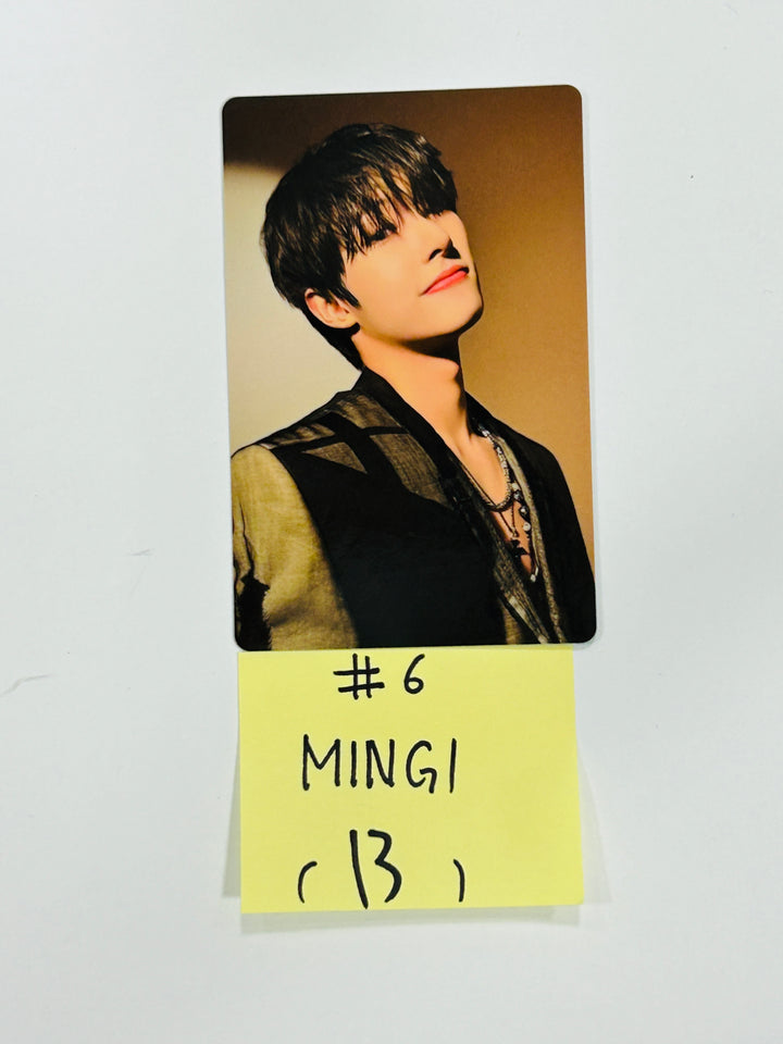 Ateez "GOLDEN HOUR : Part.1" - Official Photocard [24.6.5] - HALLYUSUPERSTORE