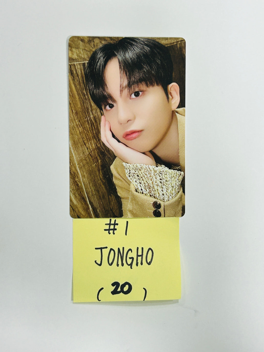 Ateez "GOLDEN HOUR : Part.1" - Official Photocard [24.6.5] - HALLYUSUPERSTORE