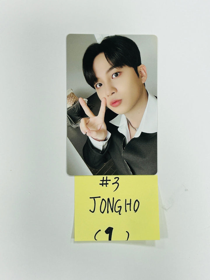 Ateez "GOLDEN HOUR : Part.1" - Official Photocard [24.6.5] - HALLYUSUPERSTORE