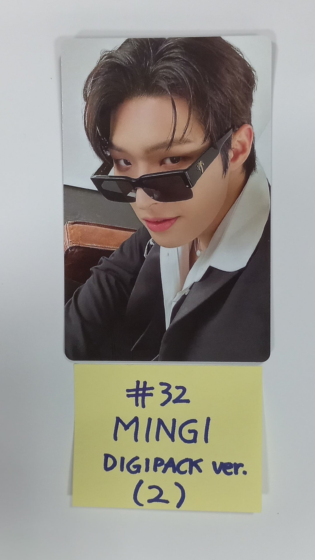 Ateez "GOLDEN HOUR : Part.1" - Official Photocard [Digipack Ver.] [24.6.5] - HALLYUSUPERSTORE