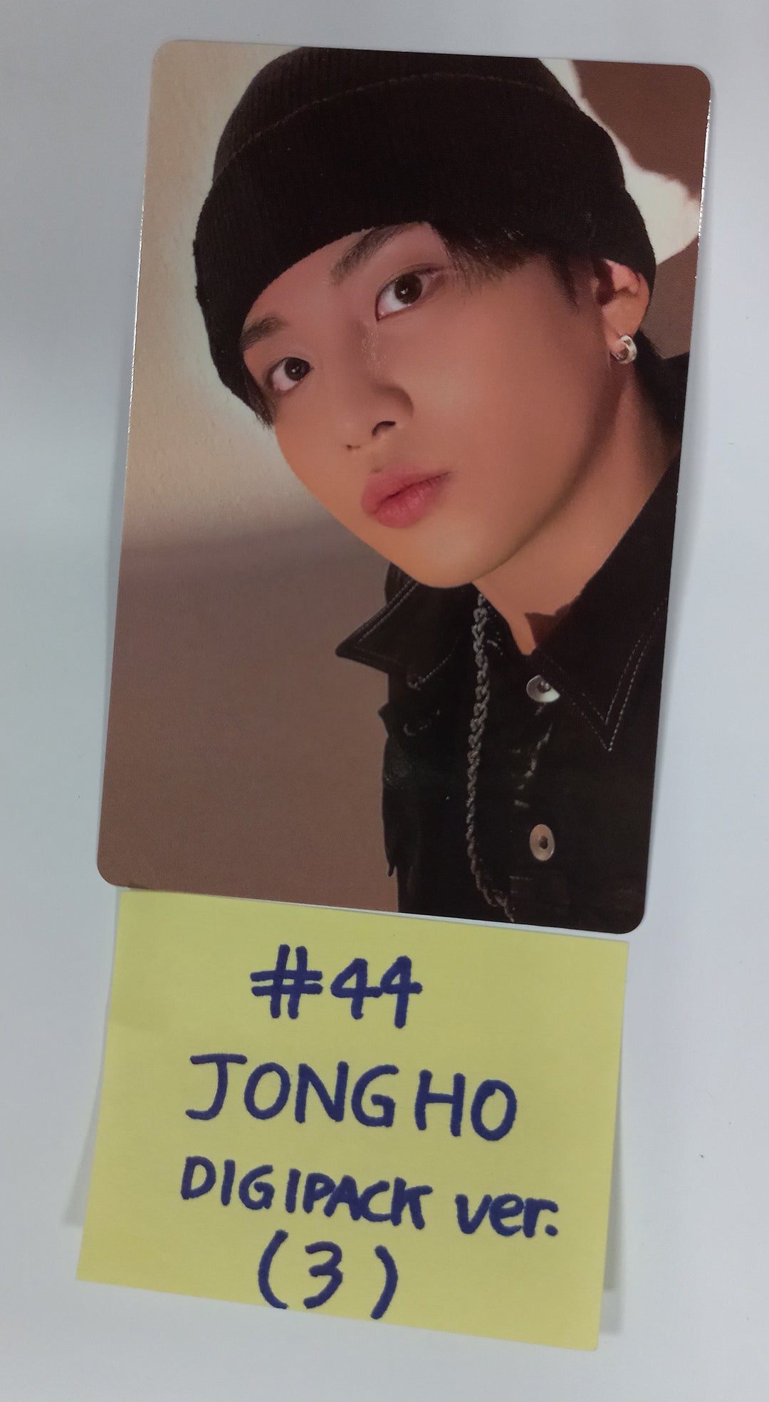 Ateez "GOLDEN HOUR : Part.1" - Official Photocard [Digipack Ver.] [24.6.5] - HALLYUSUPERSTORE