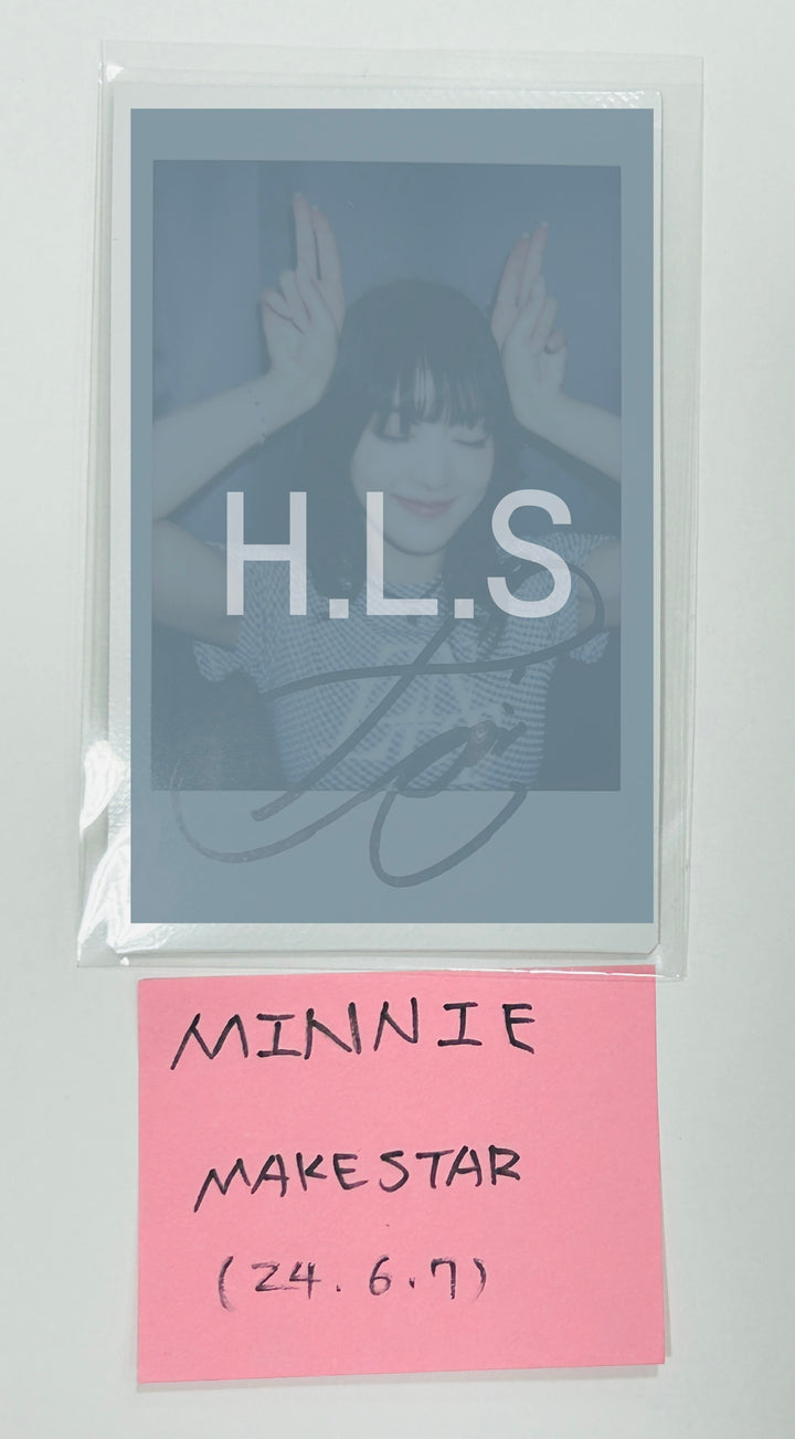 Minnie (Of (g) I-DLE) "2" 2nd Full Album - Hand Autograhped(Signed) Polaroid [24.6.7] - HALLYUSUPERSTORE