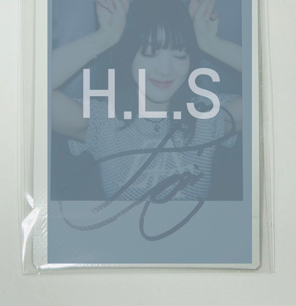 Minnie (Of (g) I-DLE) "2" 2nd Full Album - Hand Autograhped(Signed) Polaroid [24.6.7] - HALLYUSUPERSTORE