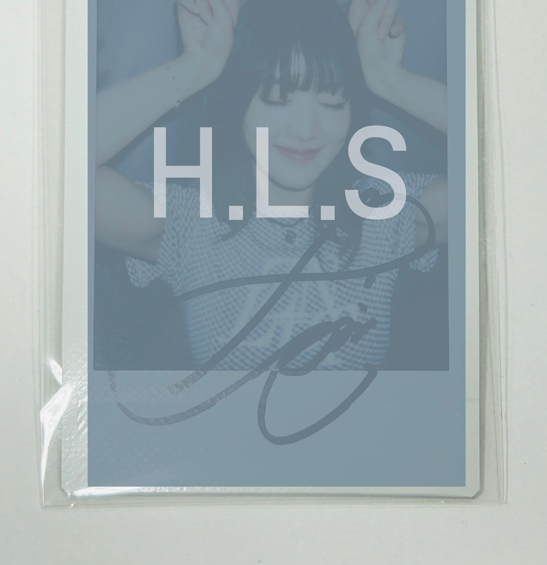 Minnie (Of (g) I-DLE) "2" 2nd Full Album - Hand Autograhped(Signed) Polaroid [24.6.7] - HALLYUSUPERSTORE