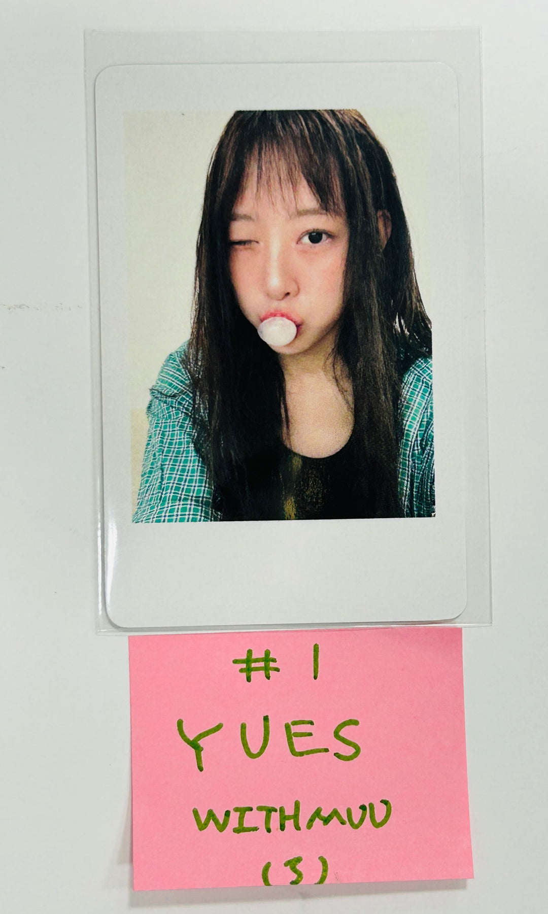 Yves "LOOP" - Withmuu Pre-Order Benefit Photocard [24.6.7] - HALLYUSUPERSTORE