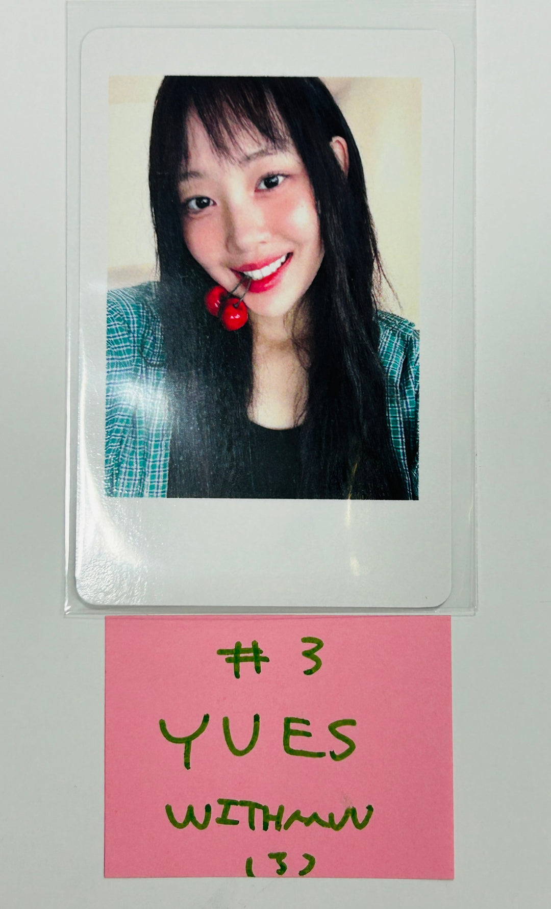 Yves "LOOP" - Withmuu Pre-Order Benefit Photocard [24.6.7] - HALLYUSUPERSTORE