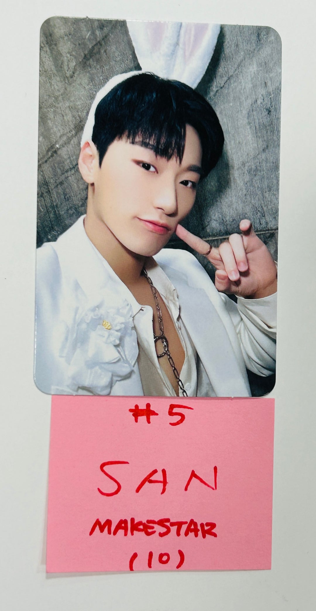 Ateez "GOLDEN HOUR : Part.1" - Makestar Lucky Draw Event Photocard [Poca Ver.] [24.6.7] - HALLYUSUPERSTORE
