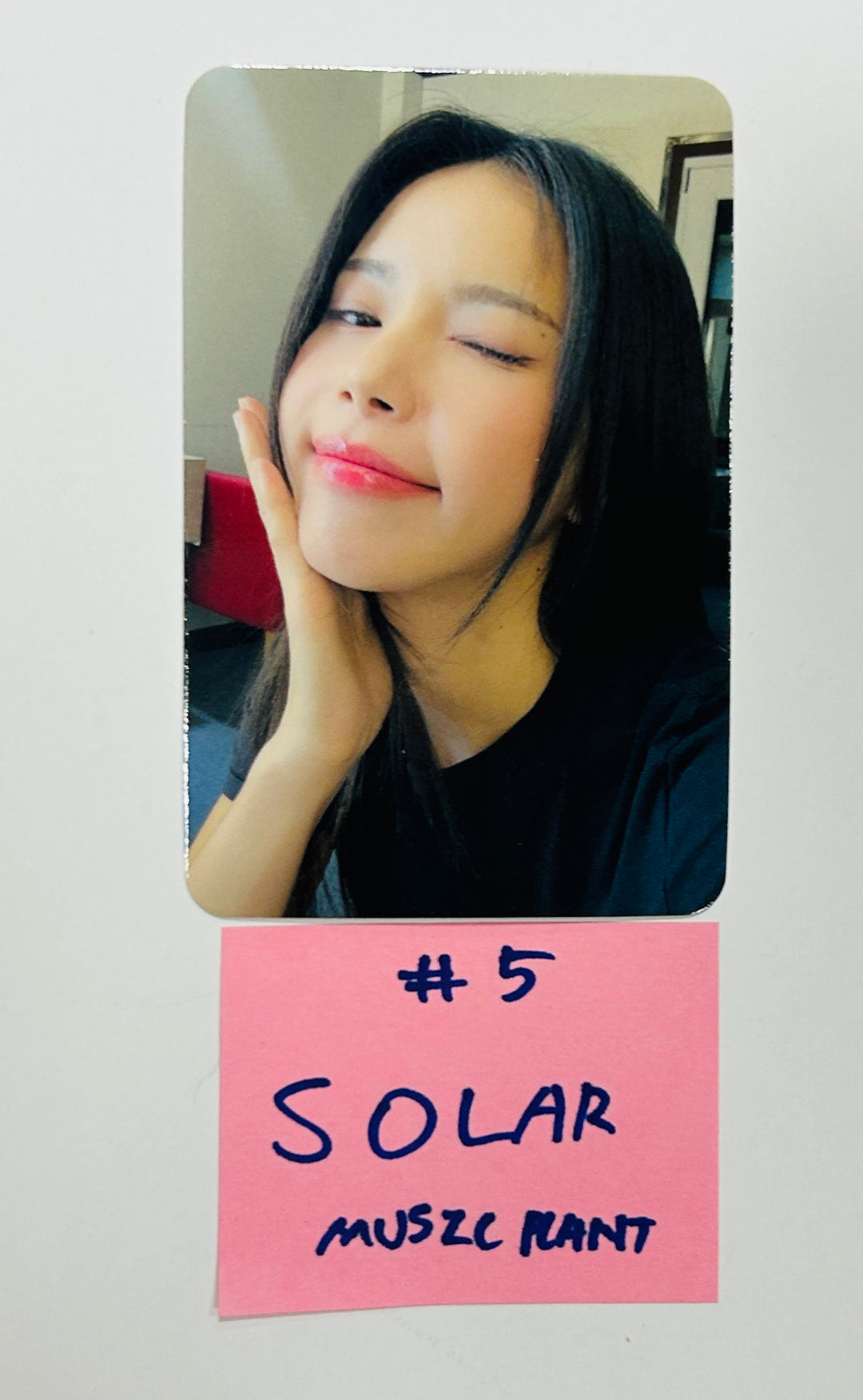SOLAR "COLOURS" - Music Plant Fansign Event Photocard [Nemo Ver.] [24.6.7] - HALLYUSUPERSTORE