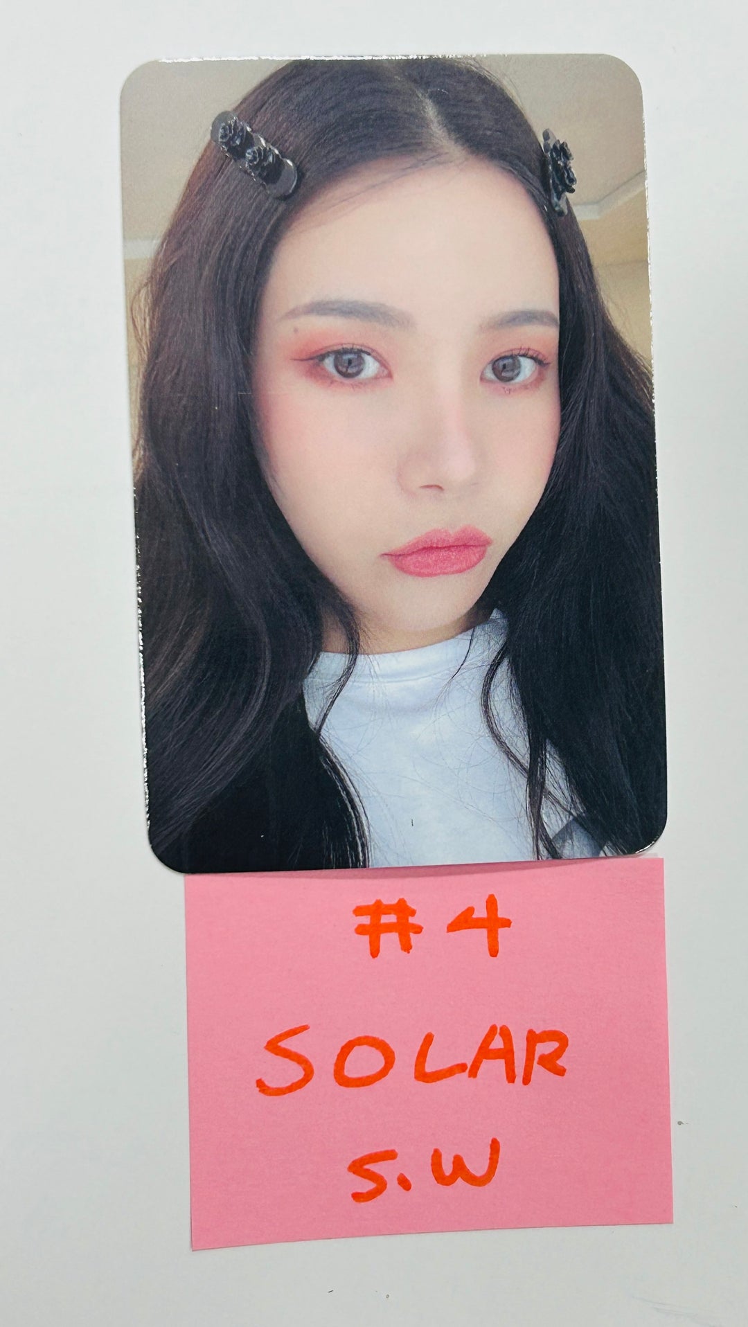 SOLAR "COLOURS" - Soundwave Fansign Event Photocard [Nemo Ver.] [24.6.7] - HALLYUSUPERSTORE