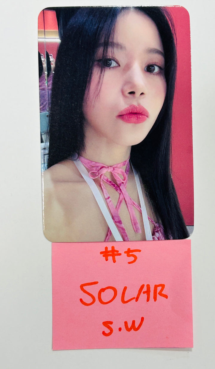 SOLAR "COLOURS" - Soundwave Fansign Event Photocard [Nemo Ver.] [24.6.7] - HALLYUSUPERSTORE