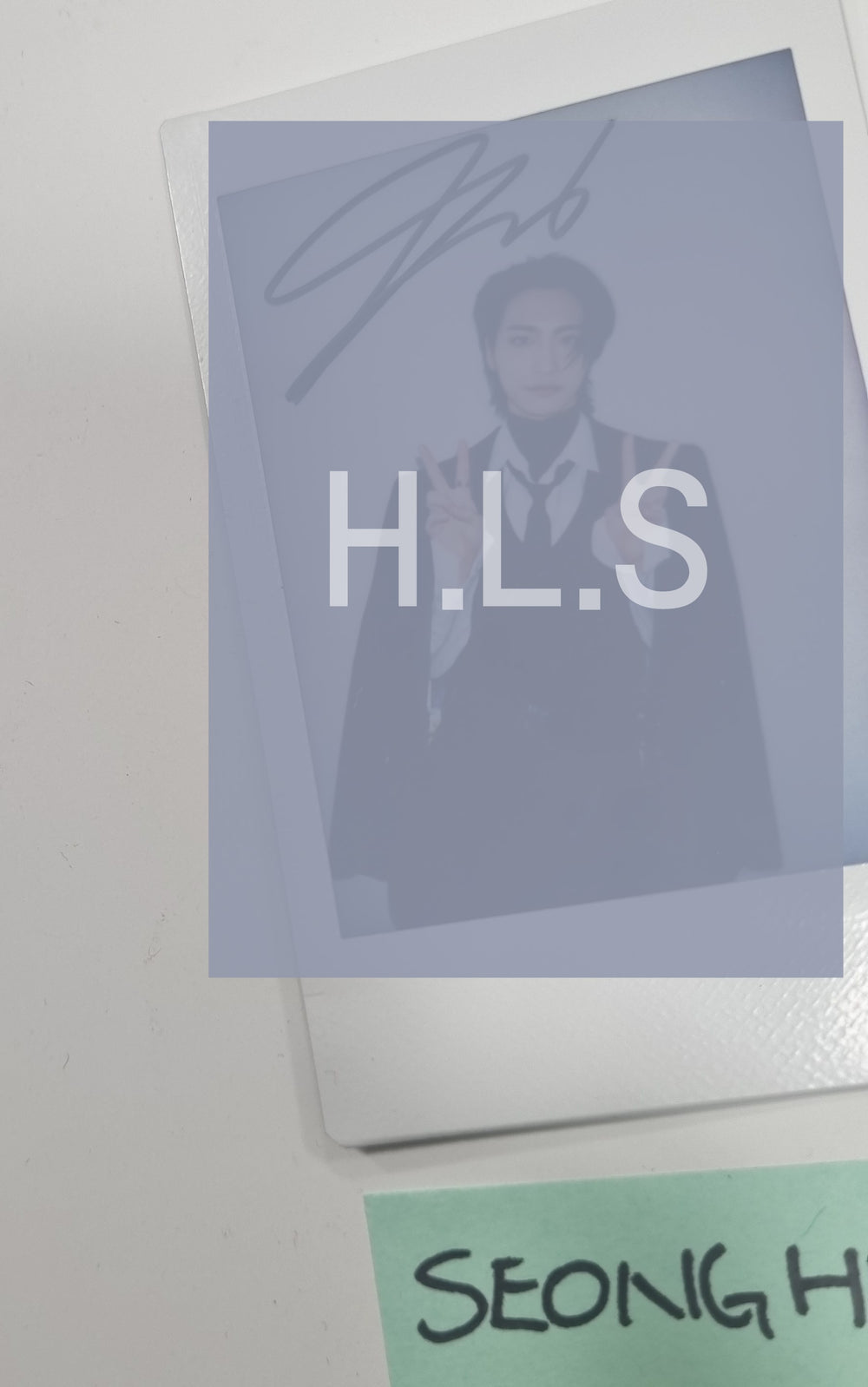 Seonghwa (Of Ateez) "GOLDEN HOUR : Part.1" - Hand Autographed(Signed) Polaroid [24.6.11] - HALLYUSUPERSTORE