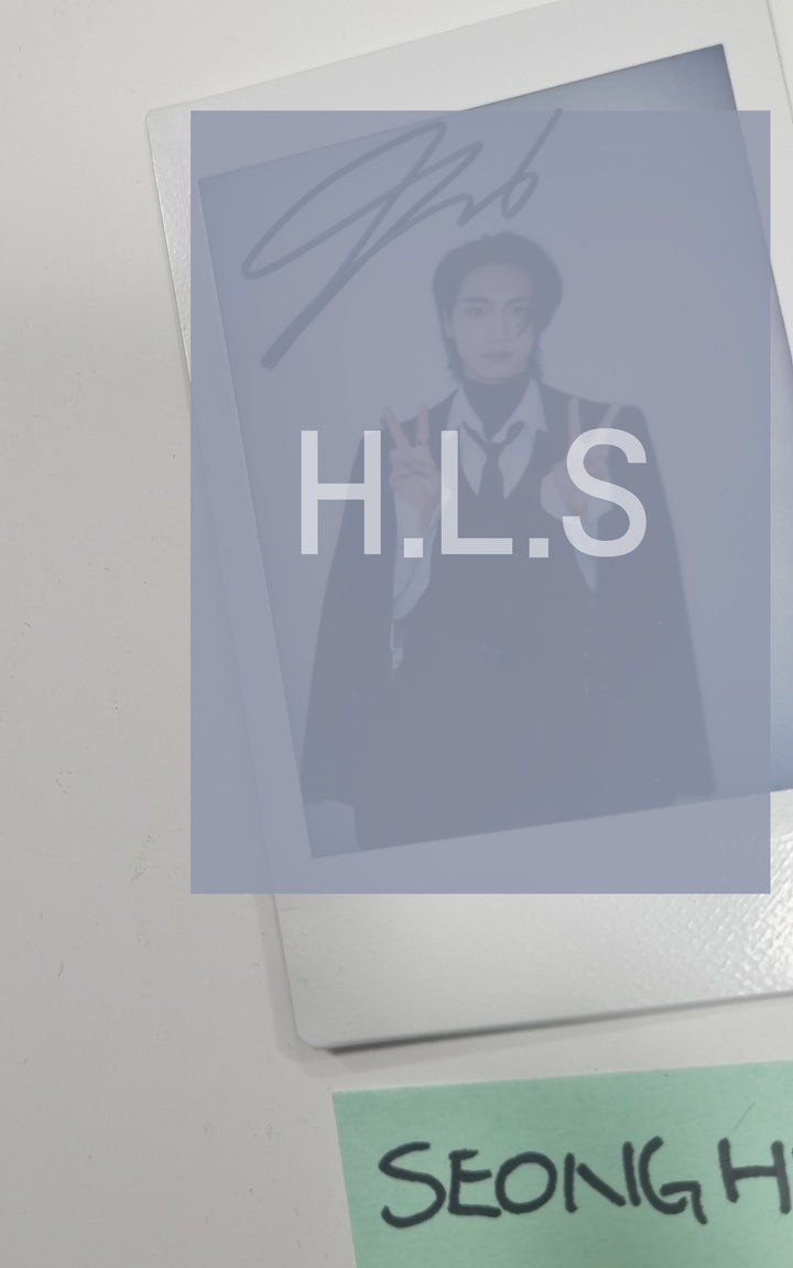 Seonghwa (Of Ateez) "GOLDEN HOUR : Part.1" - Hand Autographed(Signed) Polaroid [24.6.11] - HALLYUSUPERSTORE