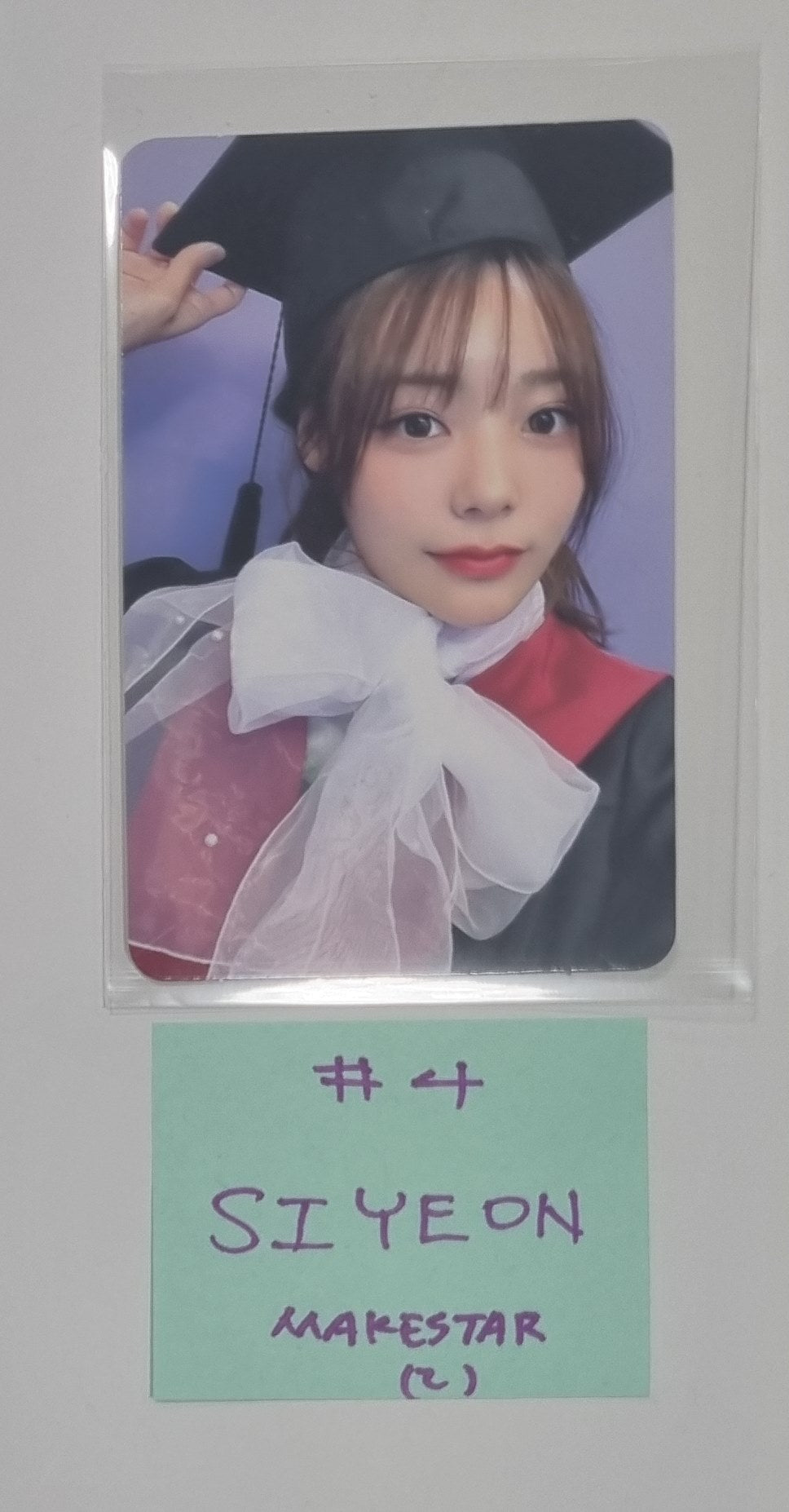 QWER "MANITO" - Makestar Fansign Event Photocard Round 3 [24.6.11] - HALLYUSUPERSTORE