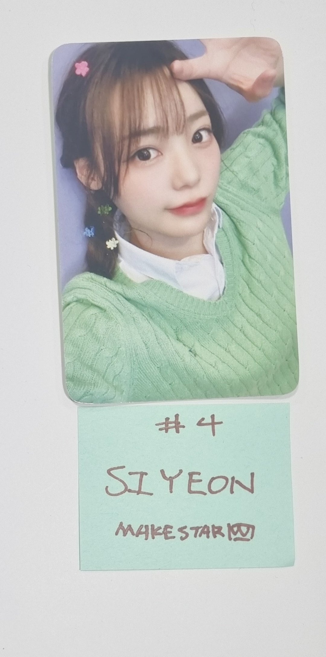 QWER "MANITO" - Makestar Fansign Event Winner Photocard Round 2 [24.6.11] - HALLYUSUPERSTORE