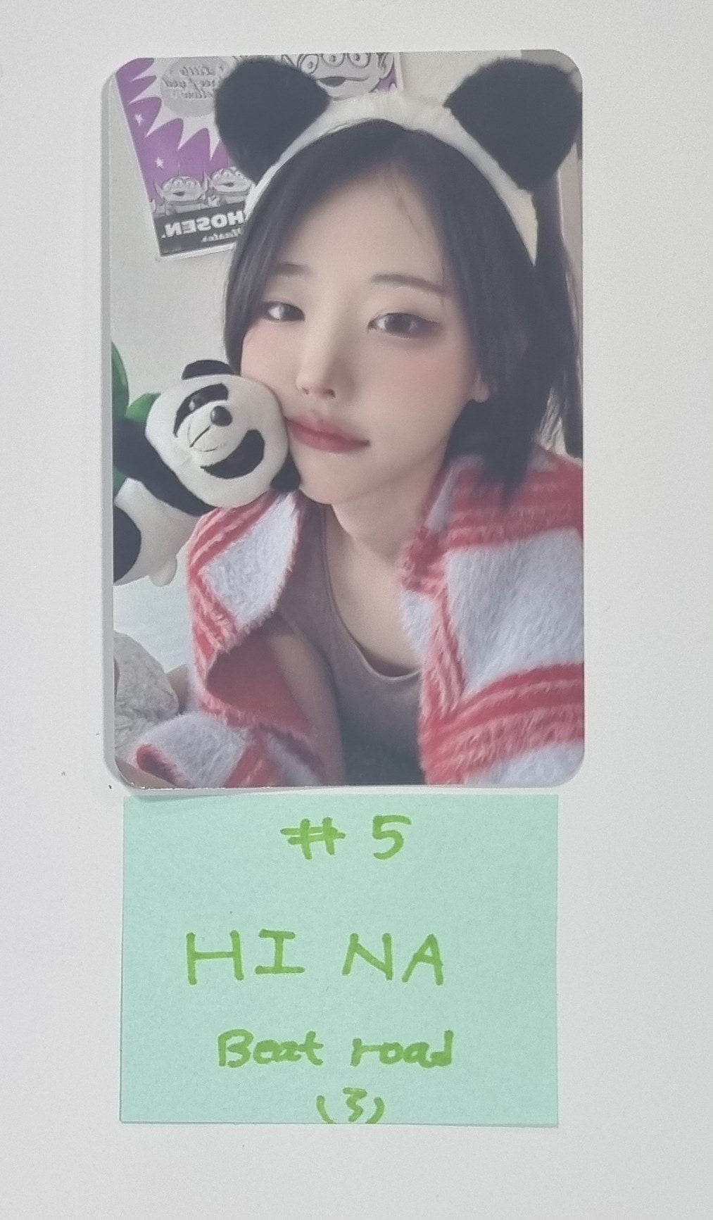 QWER "MANITO" - Beat Road Fansign Event Photocard Round 2 [24.6.11] - HALLYUSUPERSTORE