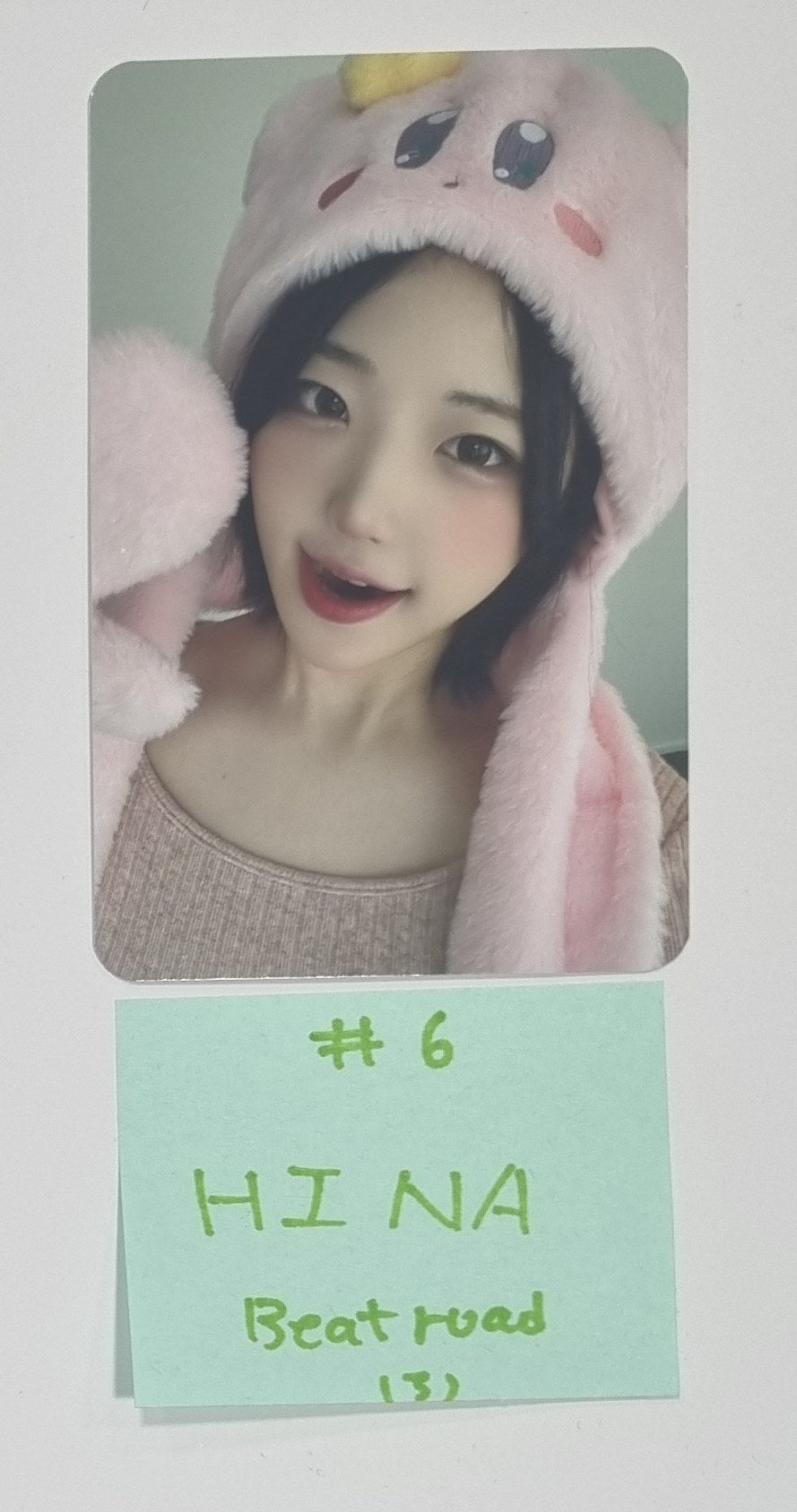 QWER "MANITO" - Beat Road Fansign Event Photocard Round 2 [24.6.11] - HALLYUSUPERSTORE
