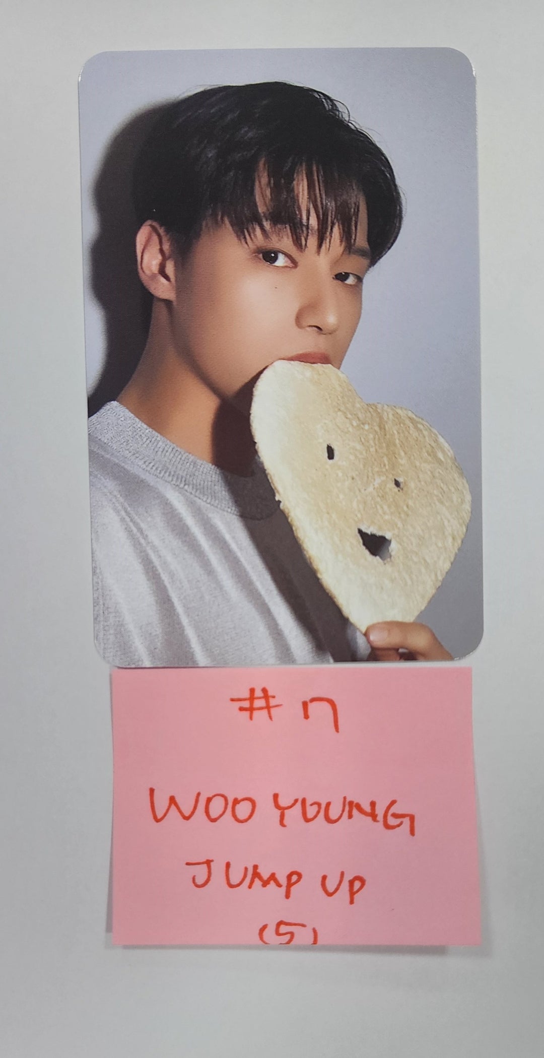 Ateez "GOLDEN HOUR : Part.1" - Jump Up Pre-Order Benefit Photocard [Digipack Ver.] [24.6.12] - HALLYUSUPERSTORE