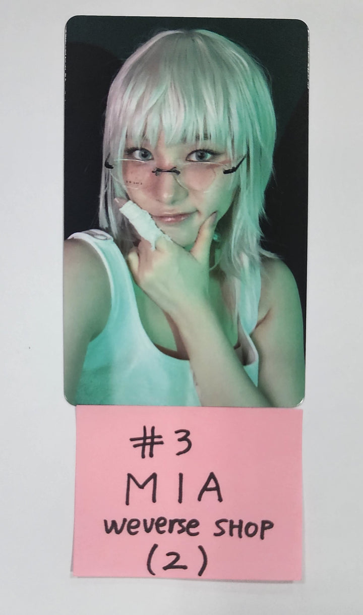 Everglow "ZOMBIE " - Weverse Shop Pre-Order Benefit Photocard [24.6.12] - HALLYUSUPERSTORE