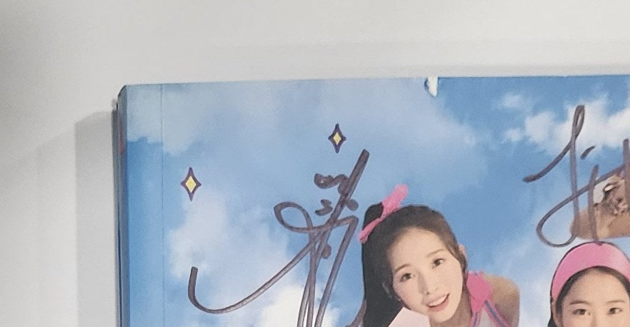 Oh My Girl - Hand Autographed(Signed) Promo Album [24.6.13] - HALLYUSUPERSTORE
