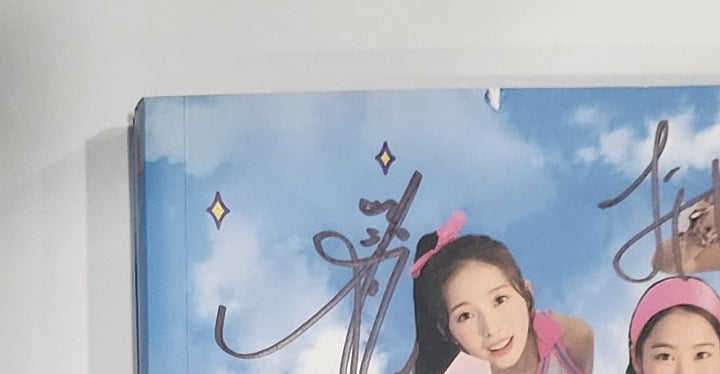Oh My Girl - Hand Autographed(Signed) Promo Album [24.6.13] - HALLYUSUPERSTORE