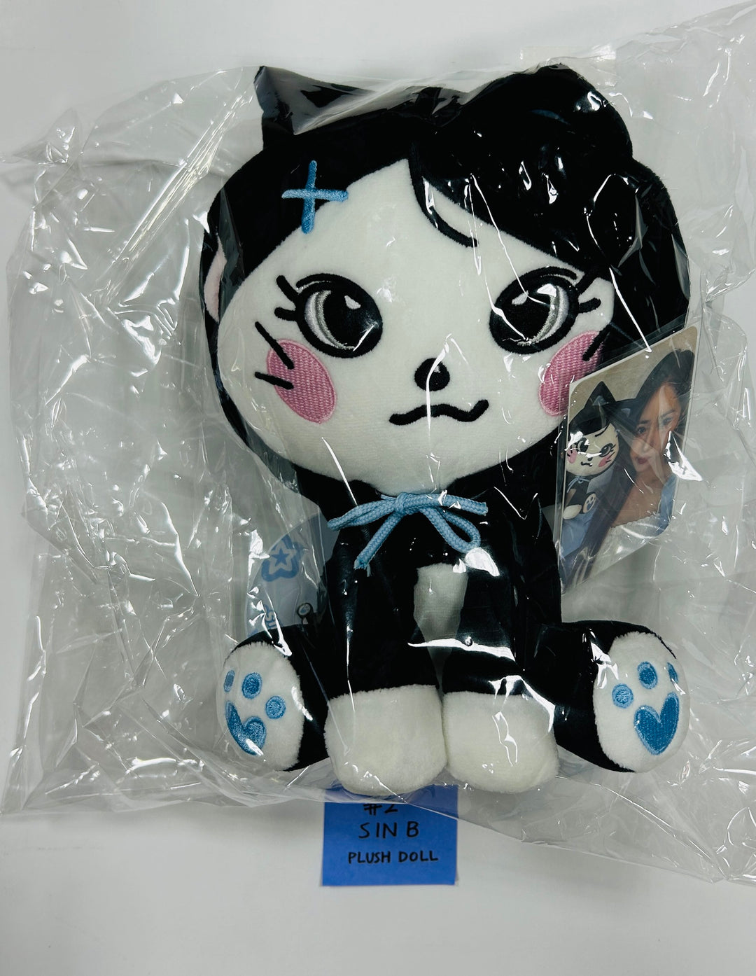 VIVIZ - 2024 CONCERT OFFICIAL MD [Plush Doll, Plush Keyring, Light stick Cover] [24.6.13] - HALLYUSUPERSTORE