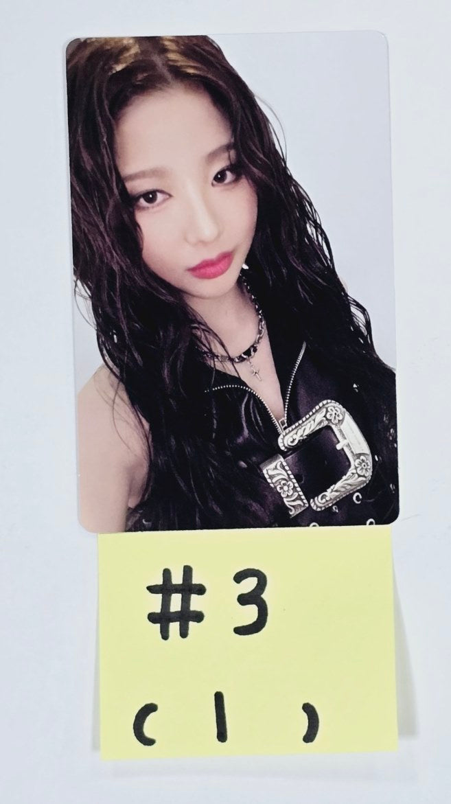 BADVILLAIN "OVERSTEP" - Official Photocard [24.6.13] - HALLYUSUPERSTORE