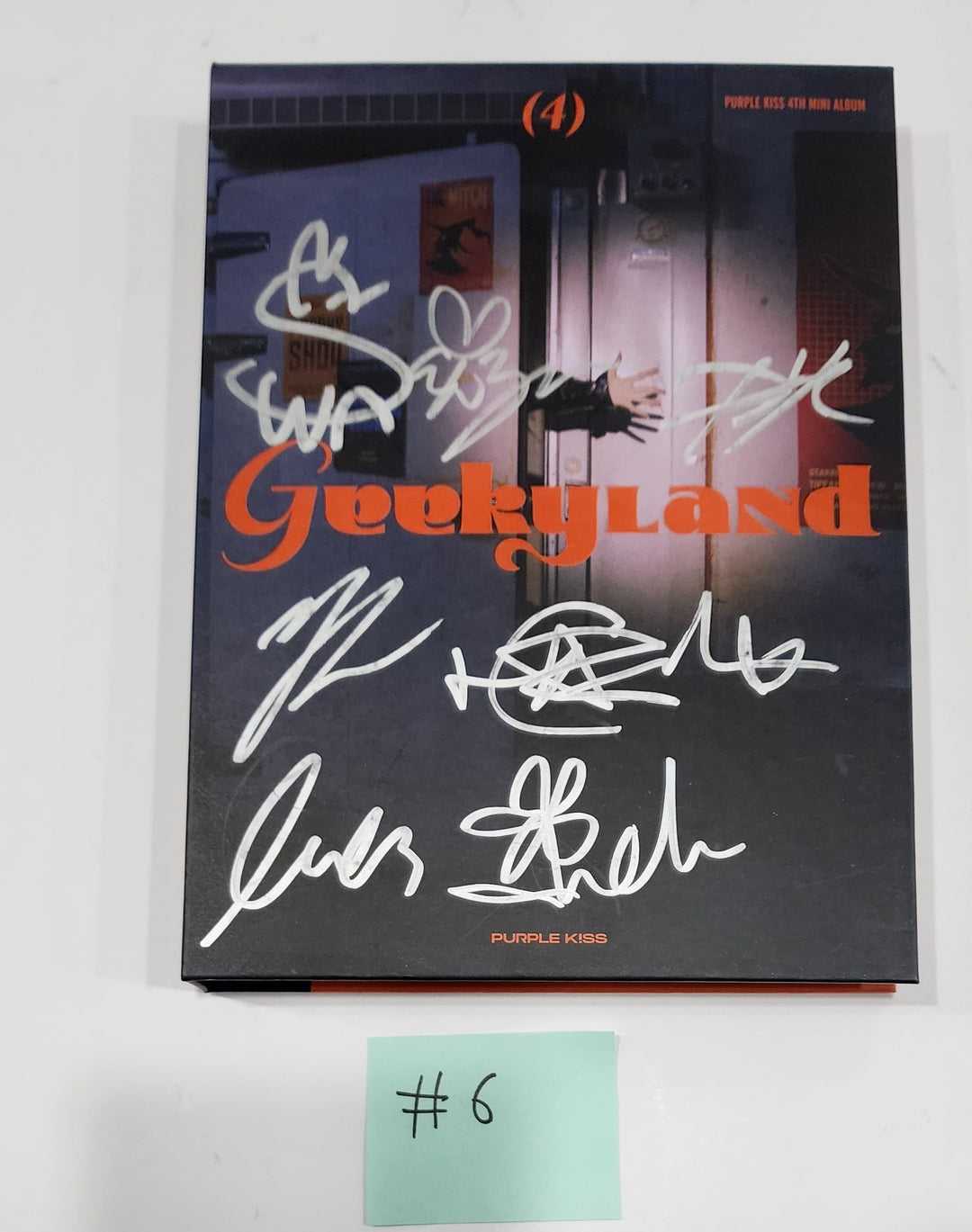 Purple Kiss - Hand Autographed(Signed) Promo Album [24.6.14] - HALLYUSUPERSTORE