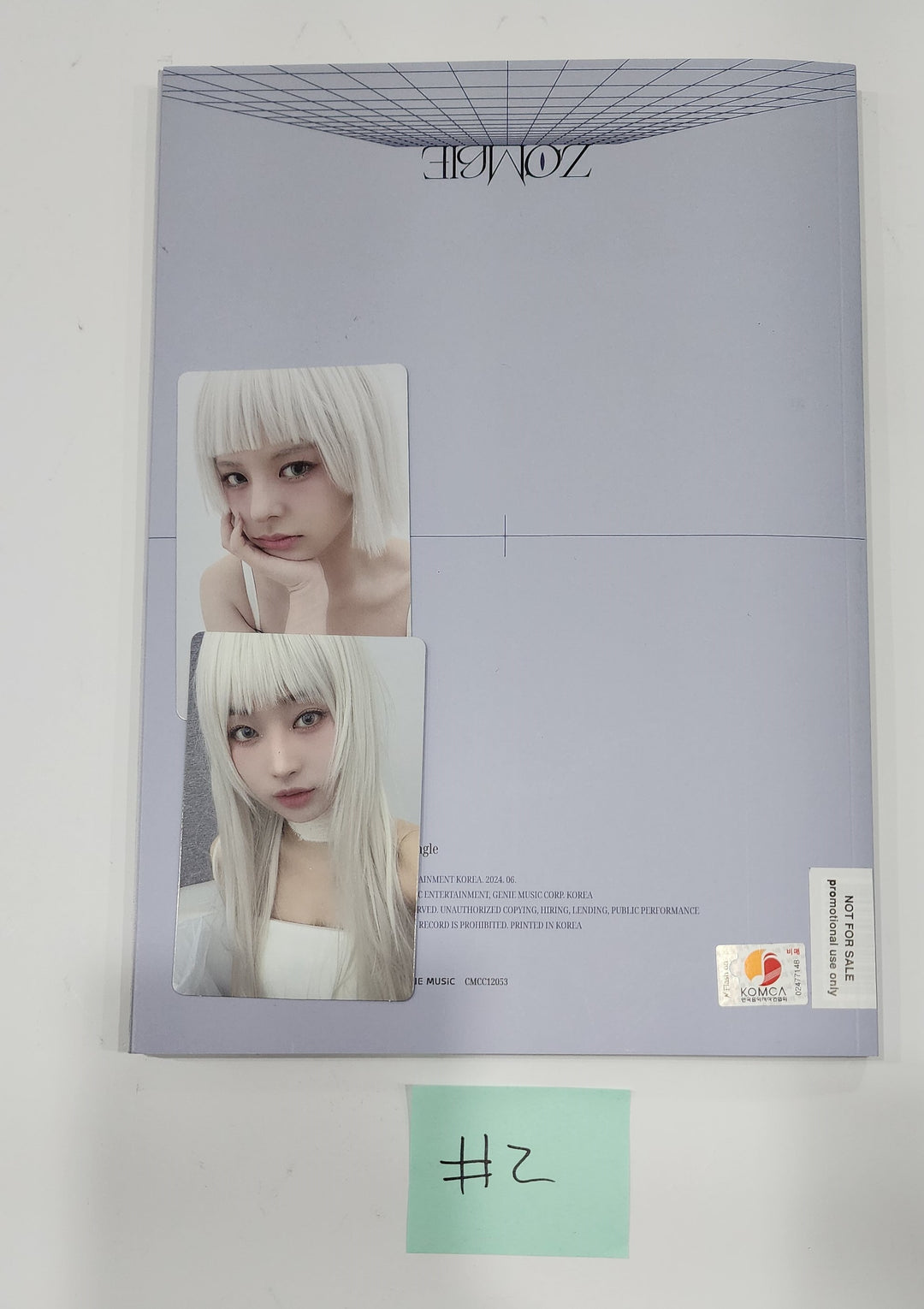 Everglow "ZOMBIE " - Hand Autographed(Signed) Promo Album [24.6.14] - HALLYUSUPERSTORE