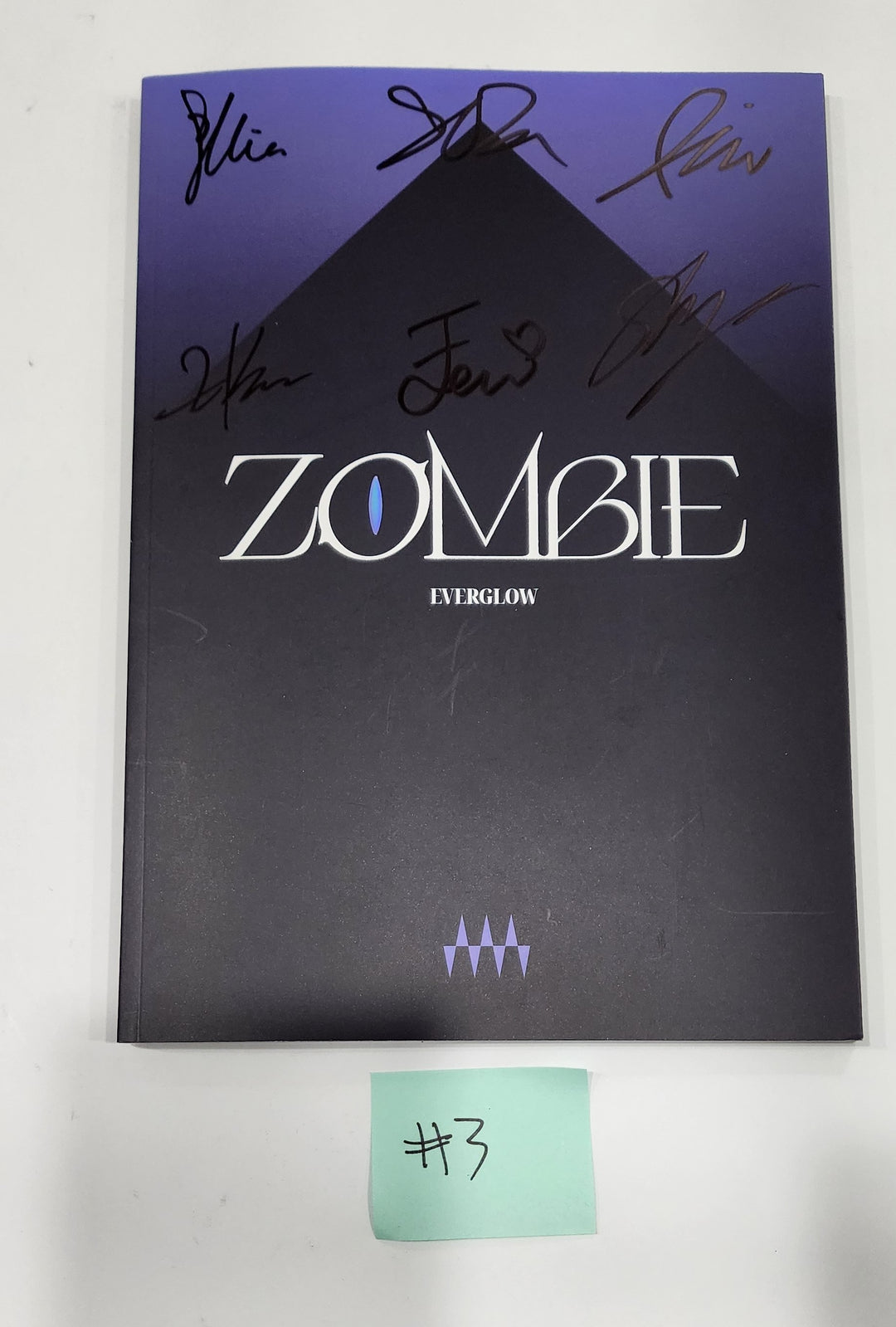 Everglow "ZOMBIE " - Hand Autographed(Signed) Promo Album [24.6.14] - HALLYUSUPERSTORE