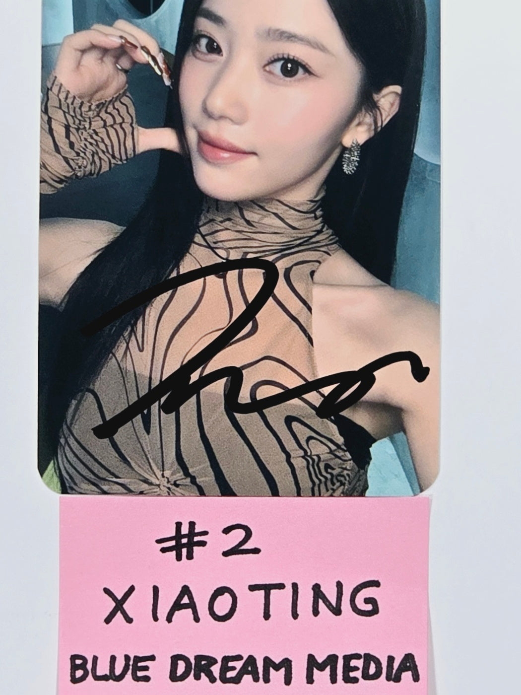 Kep1er "Kep1going On" - Hand Autographed(Signed) Photocard [24.6.17] - HALLYUSUPERSTORE