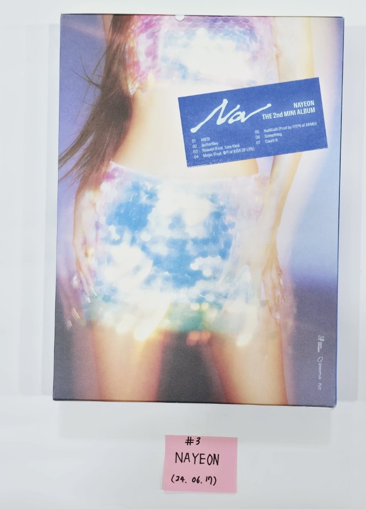 NAYEON (Of TWICE) "NA" - Hand Autographed(Signed) Promo Album [24.6.17] - HALLYUSUPERSTORE